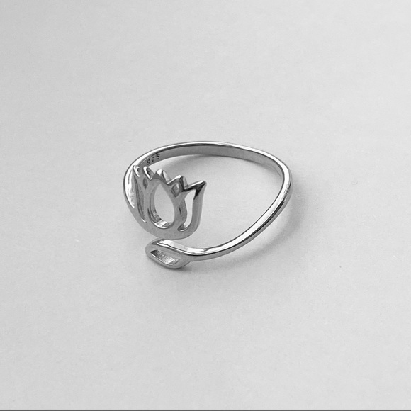 Sterling Silver Wraparound Lotus Ring, Boho Ring - Picture 15 of 15